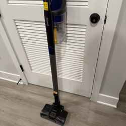 Shark Pet Cordless Vacuum IX141