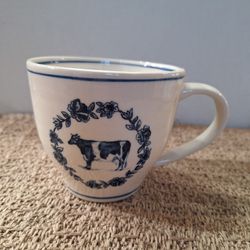 MOLLY HATCH ANTHROPOLOGIE COW MUG