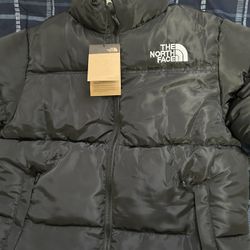 The North Face Men’s Puffer Jacket – New With Tags – Fits Medium