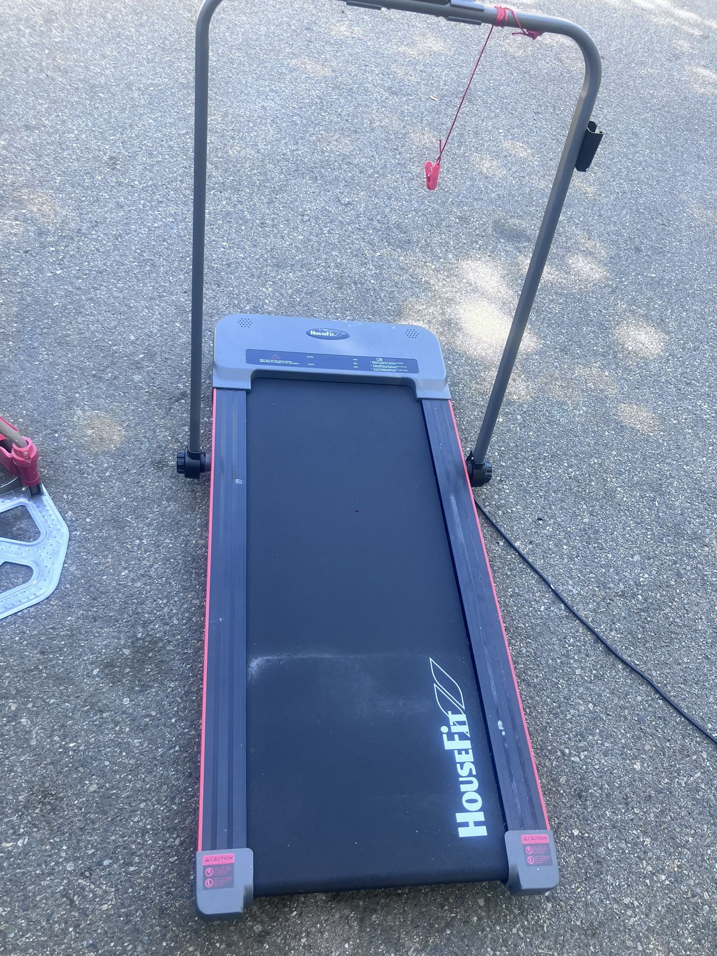 Housefit Smart 420 Walking Pad/ Treadmill