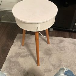 Bluetooth Speaker Table