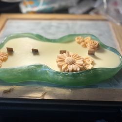 Handcrafted Resin Bowl With Wooden Wick Candles