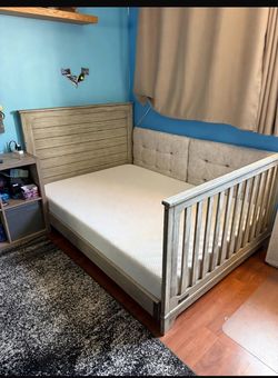 Convertible Crib Toddler Bed with Mattress full size