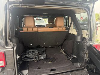 JEEP WRANGLER SAHARA 4X4 HARD TOP LEATHER CLEAN TITLE