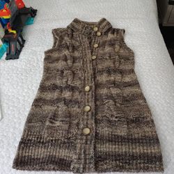 SWEATER VEST/ SIZE SMALL/NEW