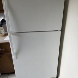 Appliance Package - Fridge, Stove, Dishwasher And Microwave 