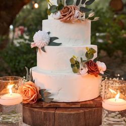Fake 3 Tiered Wedding Cake 