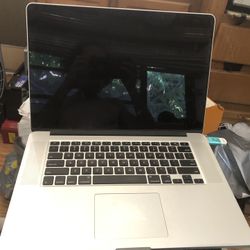 MacBook Pro i7 8gb