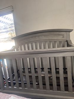 Richmond’s 4-1 convertible crib