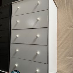 White Jumbo Five Drawer Dresser Double Knob 
