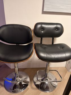 Chairs, Dining Table, Kitchen drawer