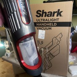 Shark Ultralight Handheld Vacuum