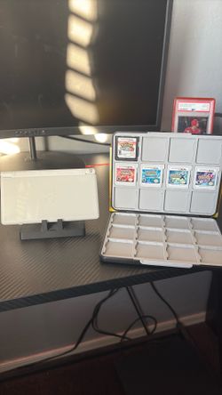 Nintendo Ds Lite and Pokemon games