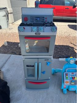 Kids fridge and stove