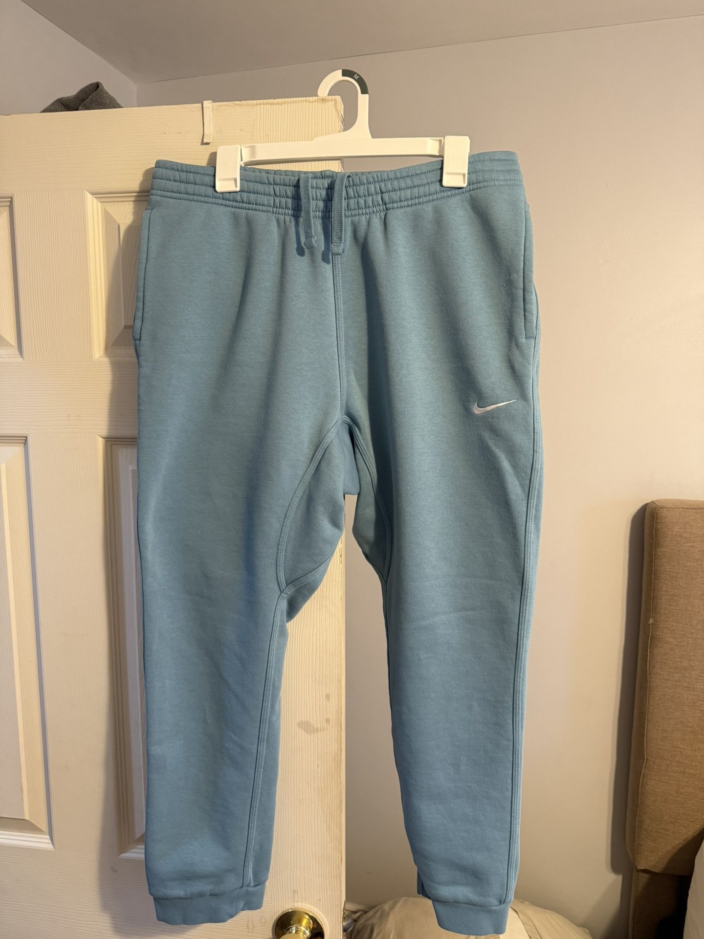 Men’s Nike Jogger Size Xl New