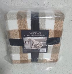 Cozy Classic Plaid Throw, Brown Check, 50"x72", 100% Polyester, Reversible