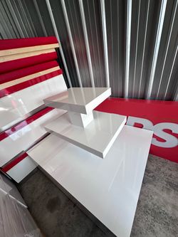 Commercial Retail Display Tables – 2 Available | Store Liquidation