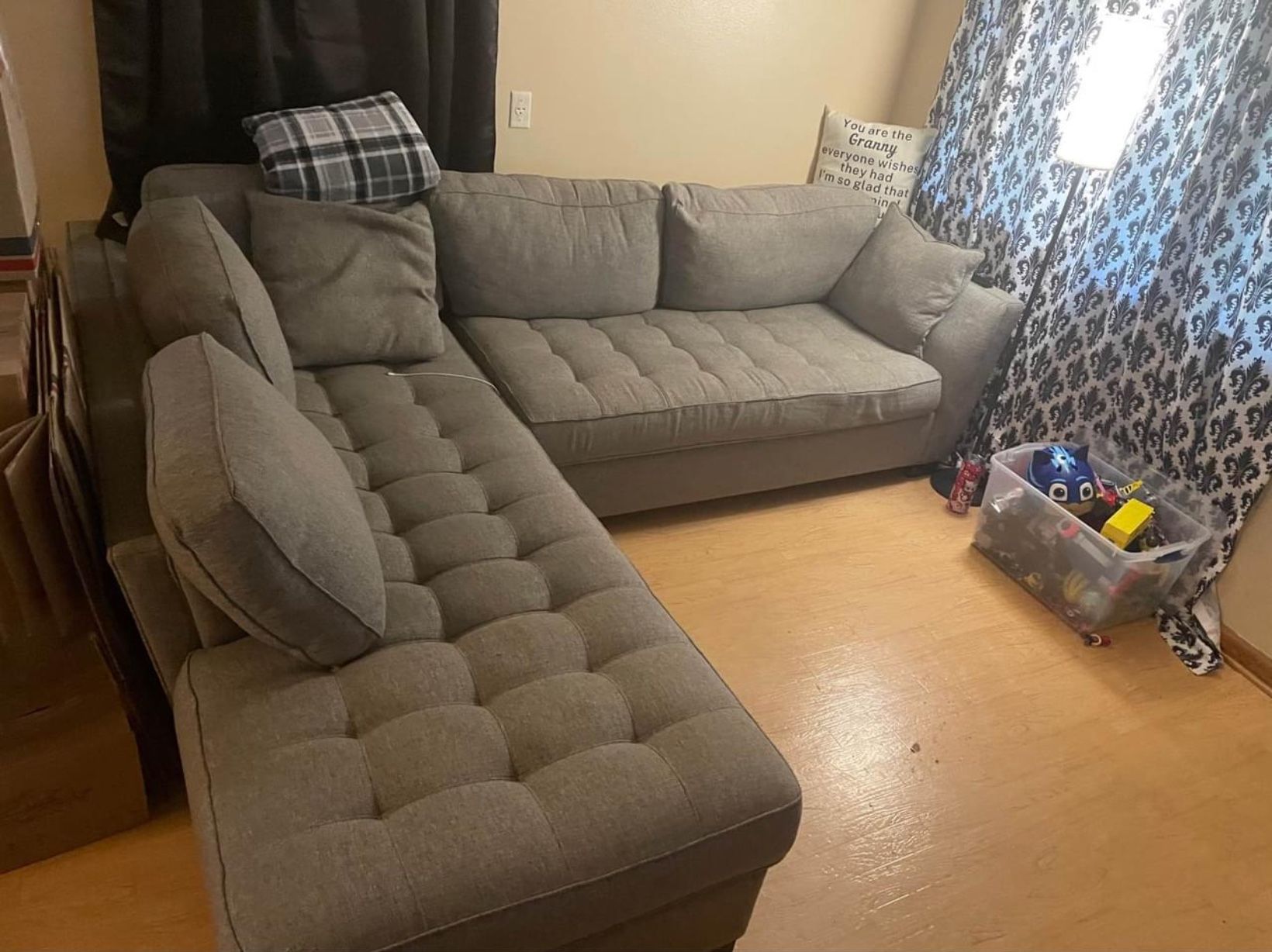 Sectional Sofa 