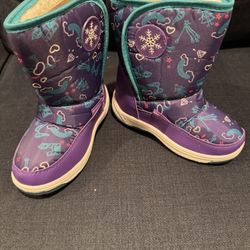 NEW Girls Size 11 Rain boot/ Snow Boot 