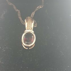 Solid 14kt Gold Garnet Pendent And Chainj
