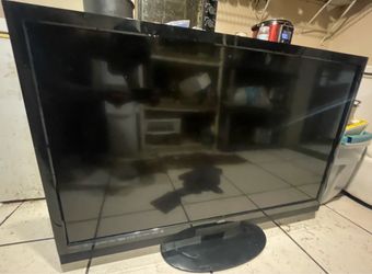 VIZIO M470SV 47" Inch & LG 45" Inch Class 1080p 120Hz 3D Razor LED Smart TVs