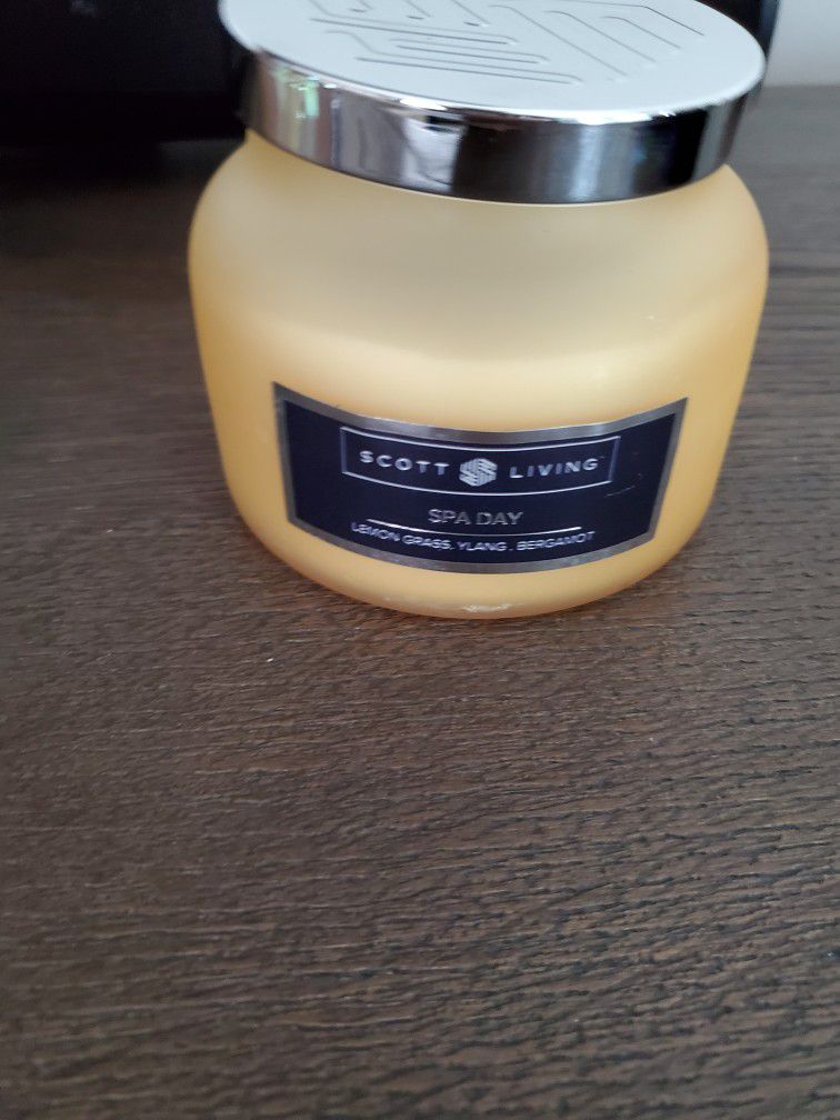 New Spa Day Candle