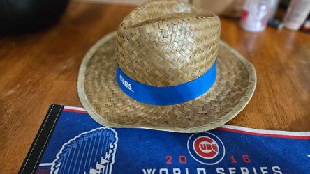 Chicago Cubs Straw Hat & 2016 CHAMPION PENNANT,  FIRM.