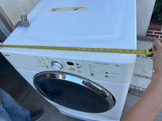 SECADORA ELÉCTRICA MARCA KENMORE CON PEDESTAL USADA FUNCIONA MUY BIEN LA CALAMOS ANTES 👍🏼