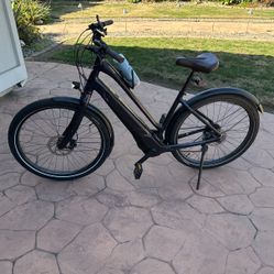 Specialized Como E Bike Step Through Bike