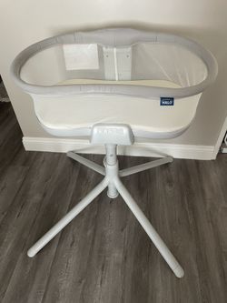 Halo Bassinest Soothing Swivel Sleeper 3.0