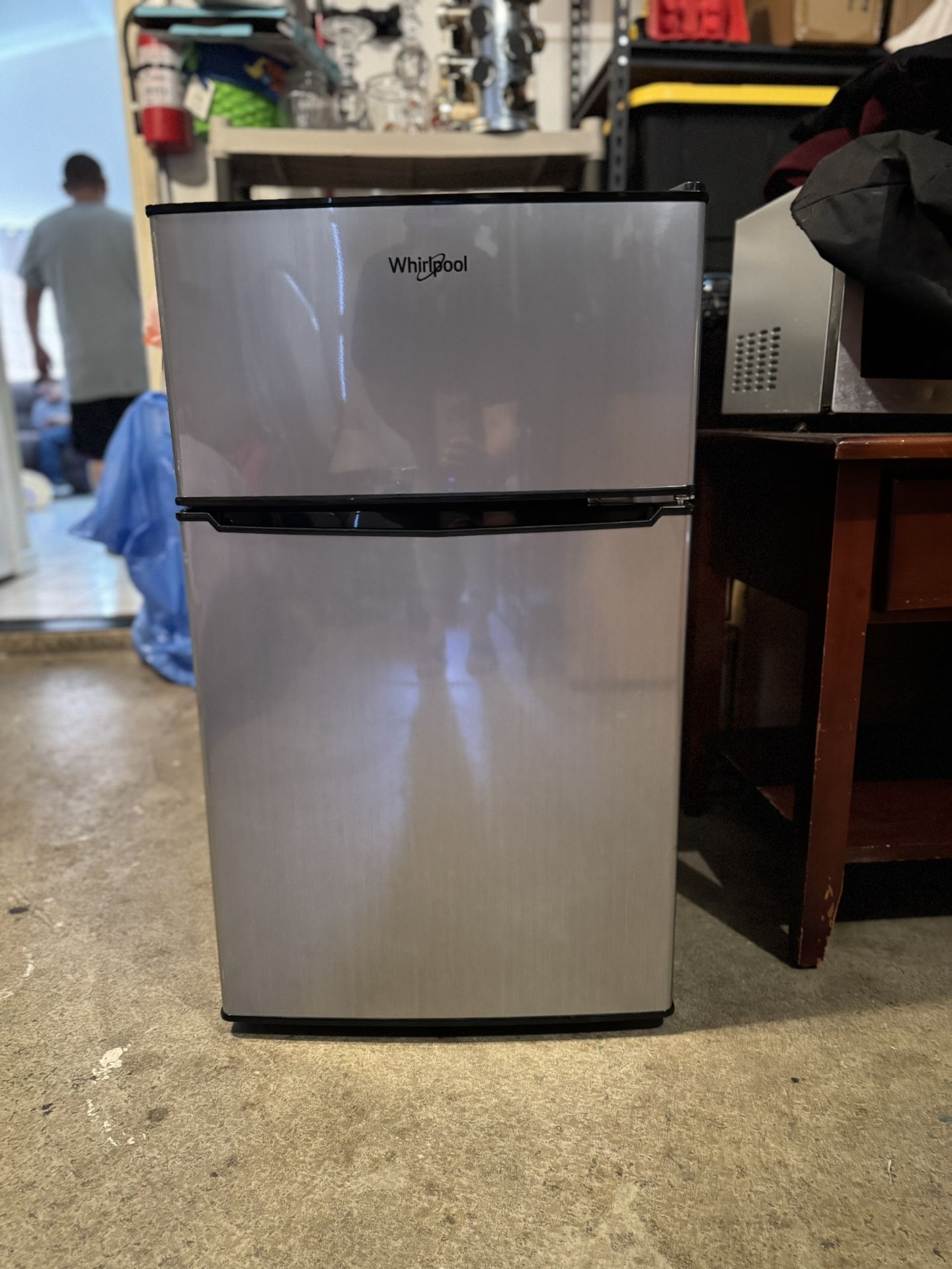 Whirlpool Small Fridge 