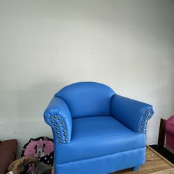 New Kids Armchair 