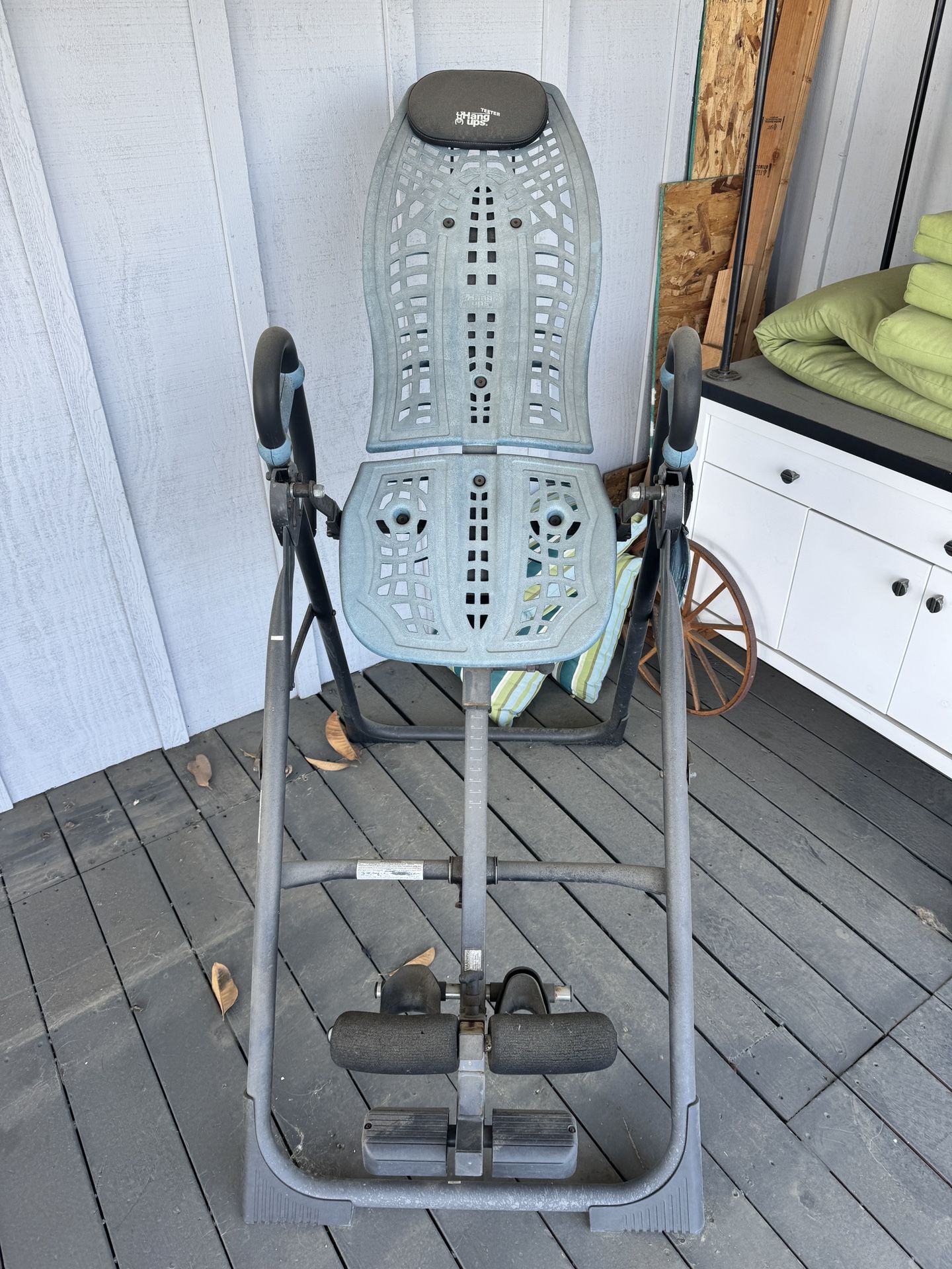 Teeter Inversion Table