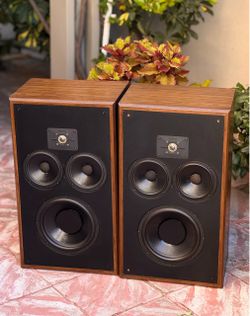 Vintage Polk Audio Monitor 10 series Speakers