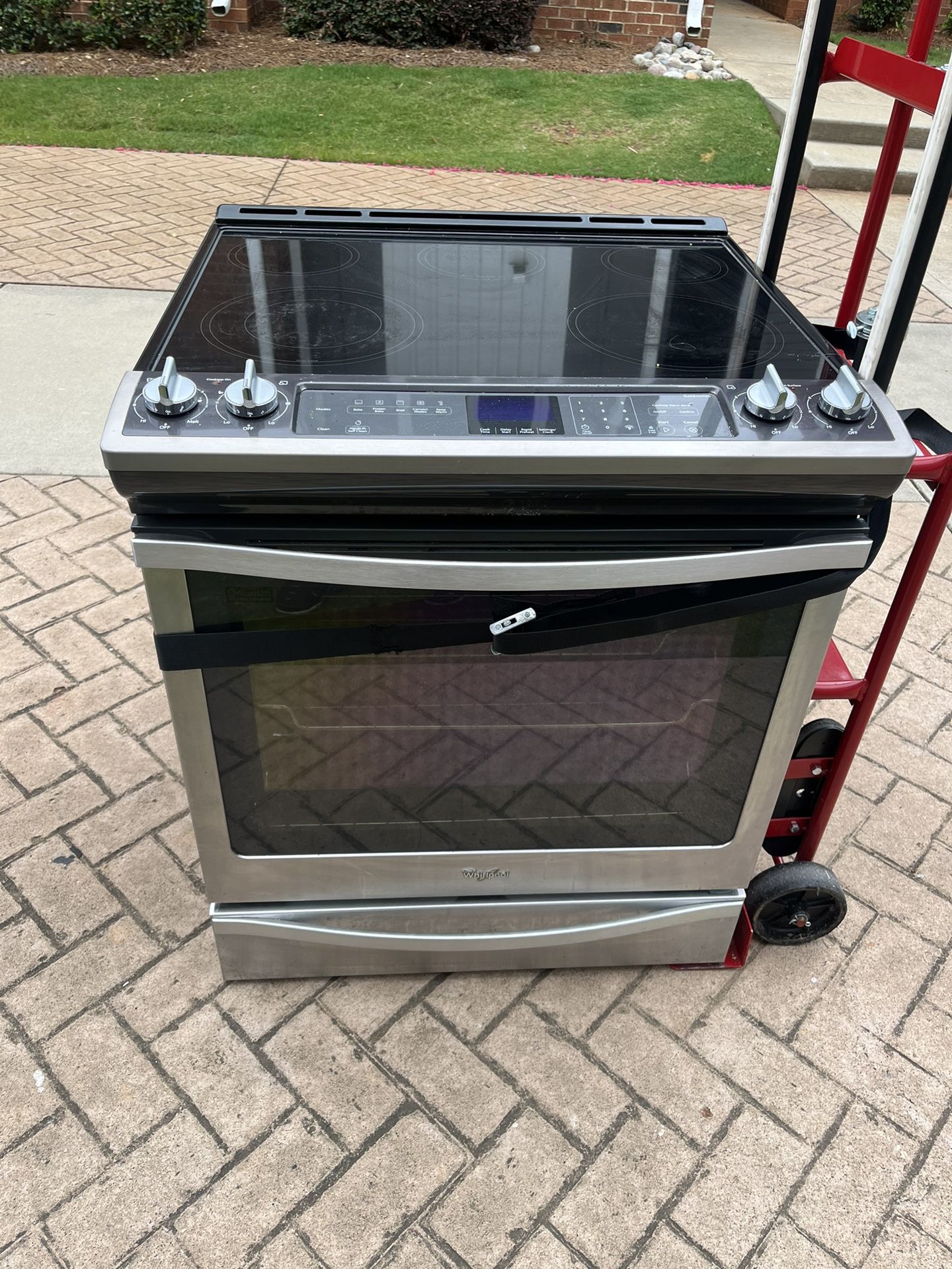 Whirlpool WEE745H0FS 6.4 Cu. Ft. Front-Control Electric Range with True Convection - Stainless Steel