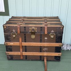 Old Vintage Chest- Nice DYI Project 