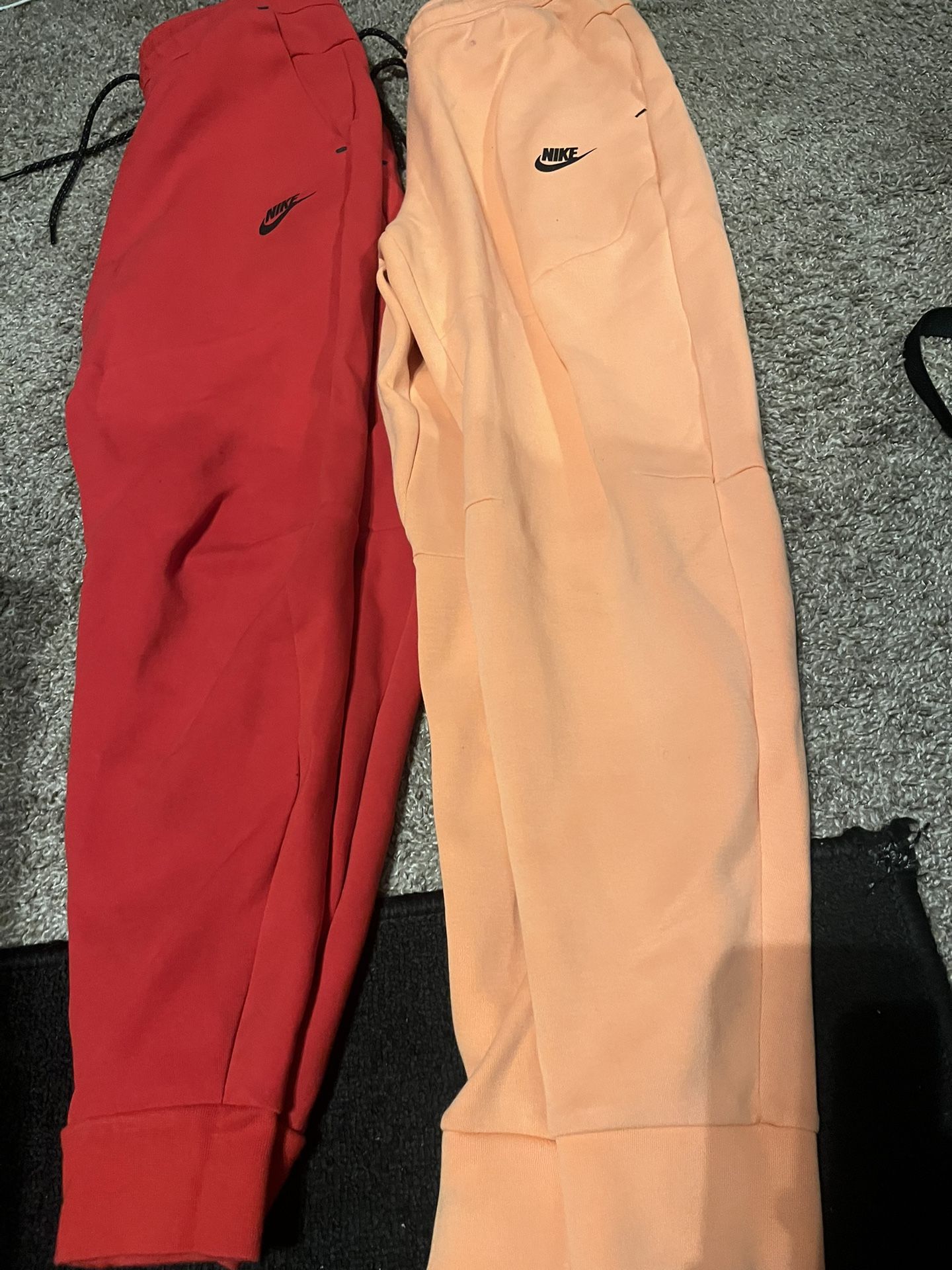 Nike Tech Joggers