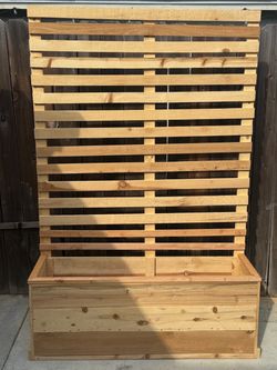 Planter box