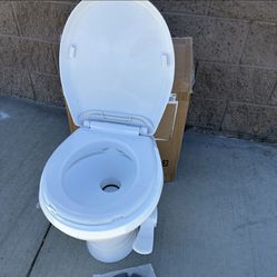 Brand New Luxury RV Toilet For $120 