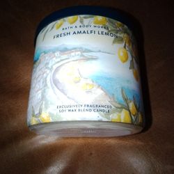 Bath & Body Works Candle