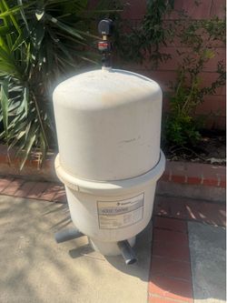 Pentair 4000 Series D.E. Pool Filter - Model SM/SMBW 4060