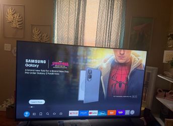 55 inch smart tv. Amazon fire tv! With remote