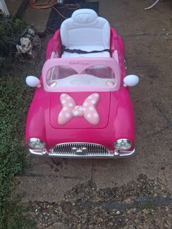 Minnie Mouse Battery Operated Car