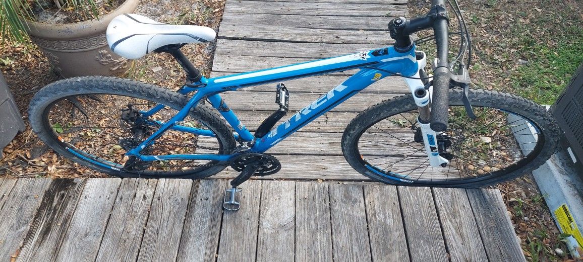 2013 Trek Marlin29er Disc Brakes Very Good Shape Gary Fisher Edition