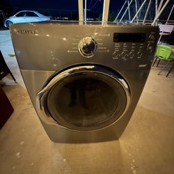 Samsung dryer in good condition