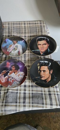 Set Of 4 Elvis Plates 