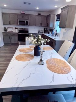 Dinning table