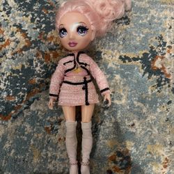 Free Rainbow High Fashion Doll: Pink