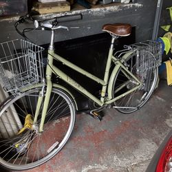 2011 Trek ‘Allant’ Road Bike In Olive Gloss With Step Through Frame