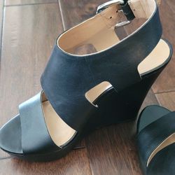 Black Wedge Sz 8M Sandal/Heel, Audrey Brooke